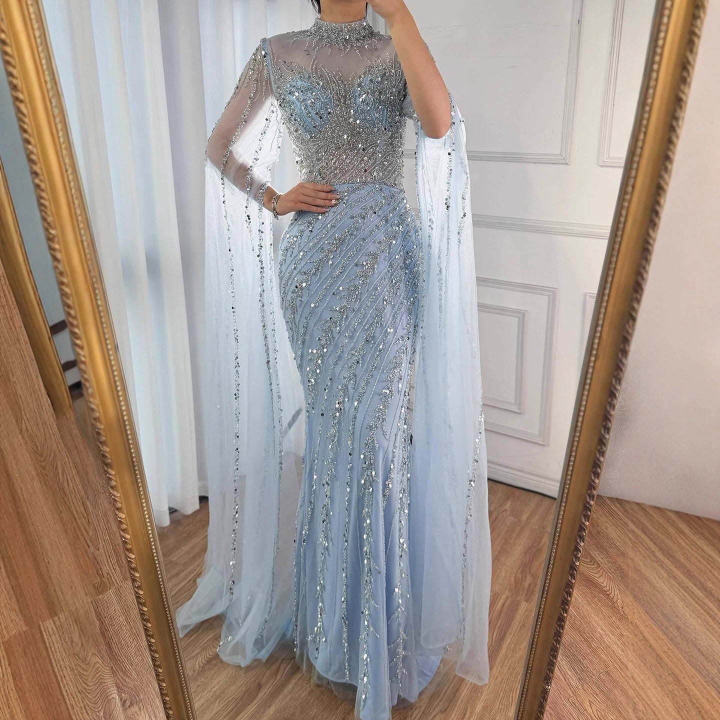 Luxuriöses, nudefarbenes Meerjungfrauen-Abendkleid mit Cape-Ärmeln LA71885A 
