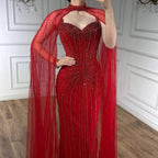 Luxuriöses, karamellfarbenes, perlenbesetztes Abendkleid mit Cape aus Dubai LA72811C