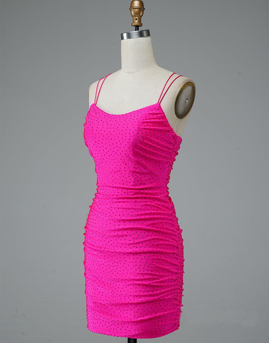 Vestido de fiesta corto rosa intenso con tirantes finos ajustables