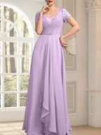 A-Linien-Kleid mit herzförmigem Herzausschnitt, bodenlang, aus Chiffon und Spitze, mit Perlenstickerei und Kaskadenrüschen – ideal für die Mutter der Braut