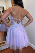 A-Linien-Kleid mit Applikationen und Schnürung aus Tüll in Lavendel für den Schulball