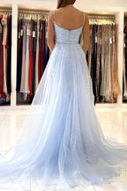 Helleblaue Meerjungfrauen-Spitzen-Ballkleider mit Spaghettiträgern, Abendkleid