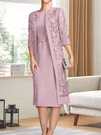 Vestido de gasa para madre de la novia con escote redondo hasta la rodilla, corte tubo/columna y lentejuelas plisadas