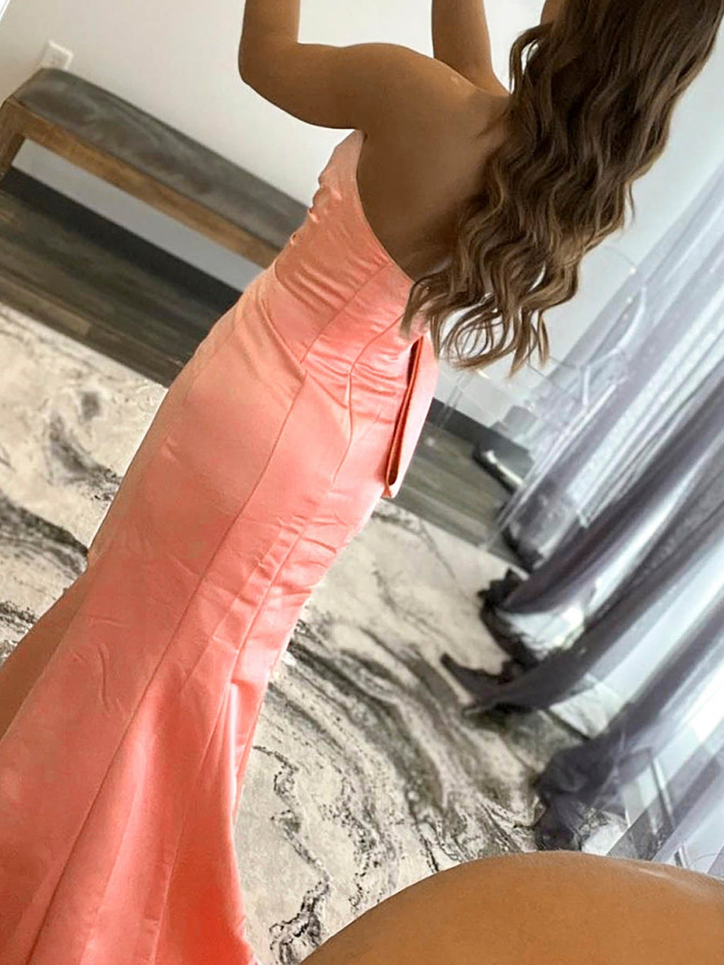Meerjungfrauen-Abendkleid aus Satin, trägerlos, lang, mit Schleife