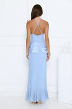 Luxuriöse himmelblaue Ballkleider aus Satin mit Neckholder, tiefem V-Ausschnitt und Rüschendetails
