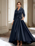 A-Linien-/Prinzessinnen-Kleid mit langen Ärmeln, Taschen und Gürtel für die Mutter der Braut. 