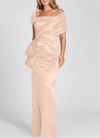 Vestidos para madre de la novia con corte tubo/columna, hombros descubiertos y largo hasta el suelo 