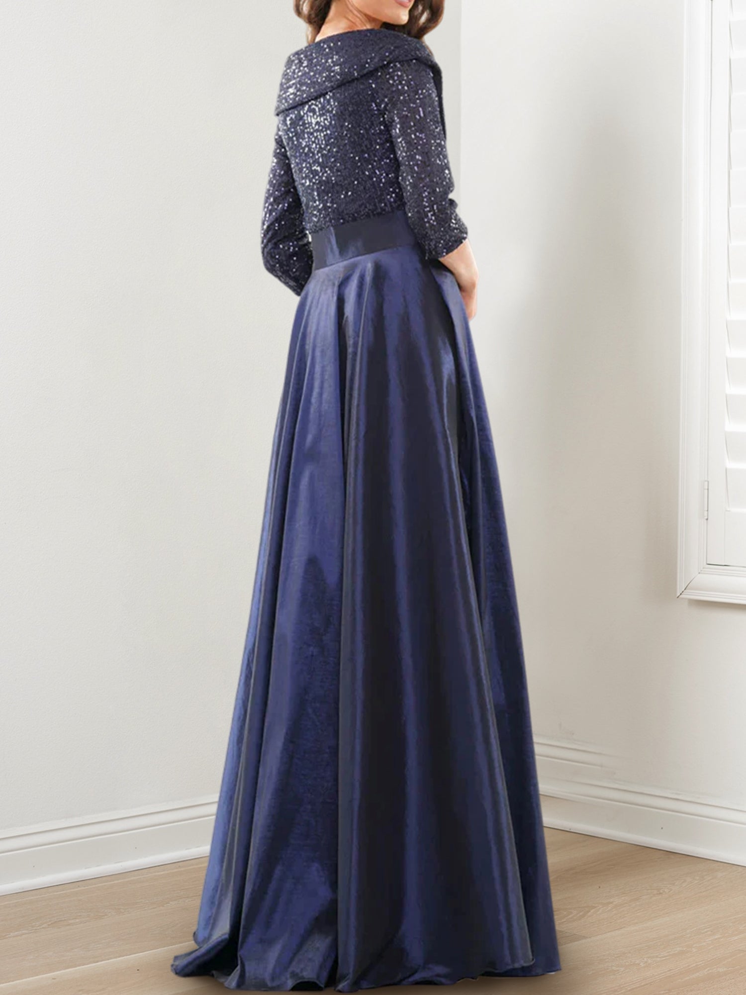 A-Linien-/Prinzessinnenkleider mit V-Ausschnitt und bodenlanger Silhouette für die Mutter der Braut 