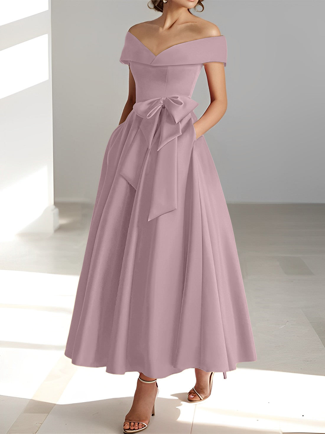 Vestidos de madre de la novia de corte A/princesa, sin mangas, hasta los tobillos, con hombros descubiertos y bolsillos 