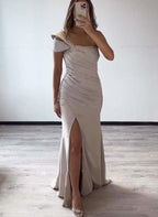 Meerjungfrauen-/Trompeten-Kleid mit One-Shoulder-Ausschnitt, ärmellos, bodenlang, für die Mutter der Braut 