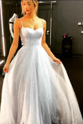 Glitzerndes A-Linien-Rückenfreies Bodenlanges Abschlussballkleid