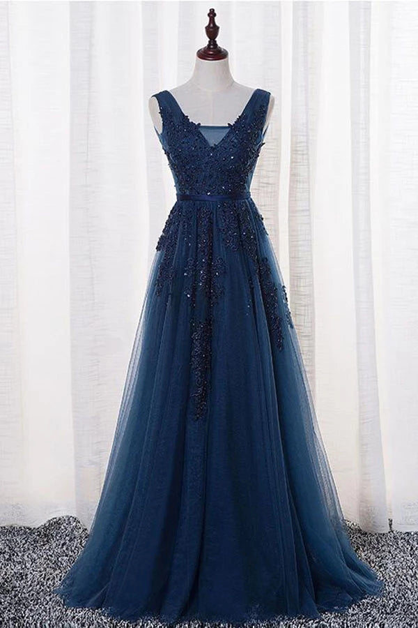 Tulle A-line V-neck Floor-length Prom/Evening Dress With Appliques