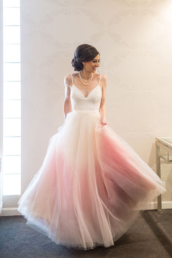 Vestidos de Noche Largos con Tirantes Delgados y Corte en A en Degradado