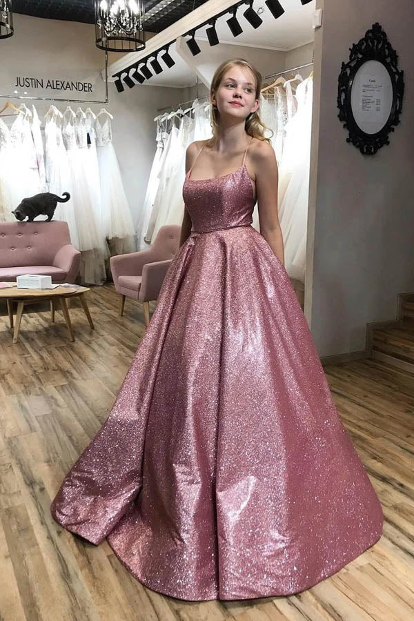Glitzerndes A-Linien-Abschlussballkleid mit U-Boot-Ausschnitt, Spaghettiträgern, Schleppe und Taschen
