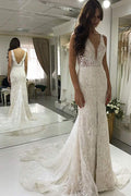 Hermosos vestidos de novia largos de encaje con escote en V y sirena, vestidos de novia con abertura brillante y cola