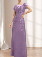 Etuikleid/Säulenkleid mit Illusion-Ausschnitt, bodenlang, aus Chiffon und Spitze mit Pailletten für die Mutter der Braut