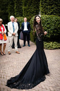 Meerjungfrauen-Hochzeitskleid mit Blumenmuster, schwarz, langärmelig