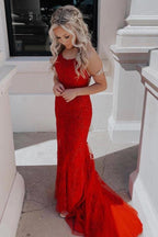 Vestidos de fiesta de sirena con tirantes delgados, escote redondo y apliques de encaje
