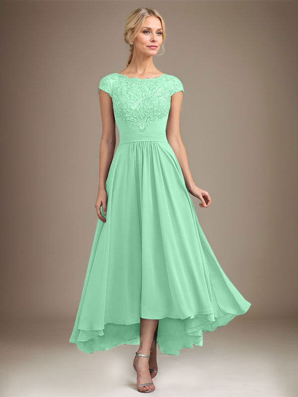 A-Linien-Kleid aus Chiffon mit asymmetrischem, plissiertem Spitzeneinsatz und Illusion-Ausschnitt für die Mutter der Braut 