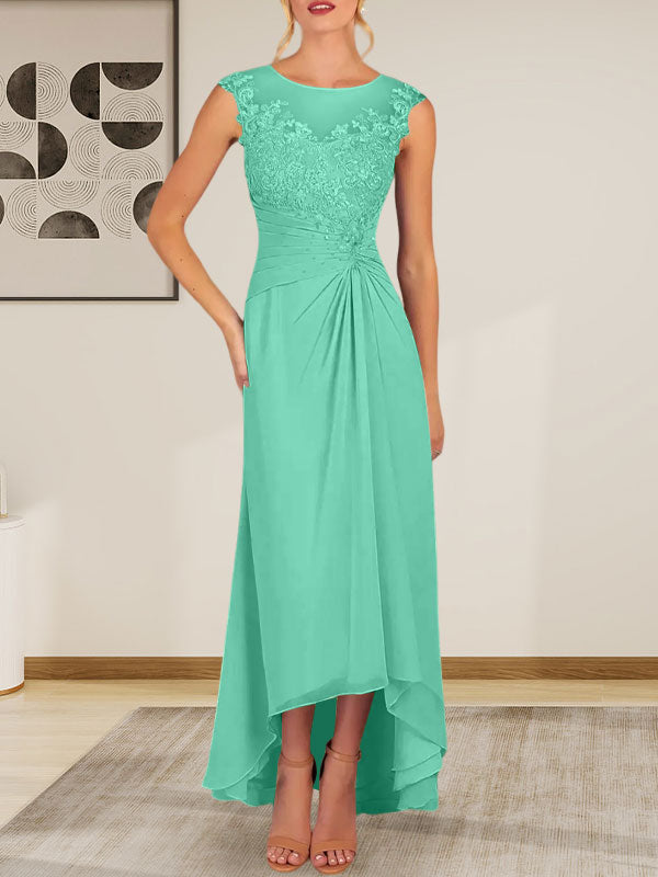 Champagnerfarbenes A-Linien-Chiffonkleid mit Rundhalsausschnitt und Spitze