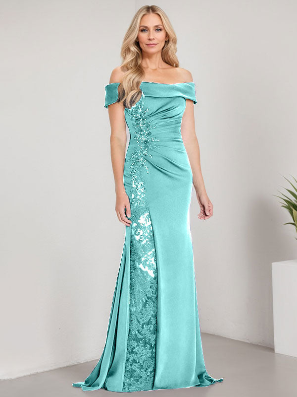 A-Linien-Kleid mit schulterfreiem bodenlangem Schnitt, Applikationen, Perlenstickerei, Meerjungfrauen-Stil und hohem Beinschlitz – perfekt für die Mutter der Braut. 
