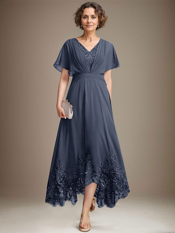 A-Linien-Kleid aus Chiffon mit asymmetrischem V-Ausschnitt und Spitze für die Mutter der Braut mit Falten