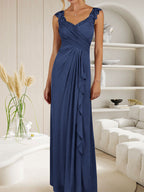 Vestido de malla plisada con escote corazón y corte en A color champán
