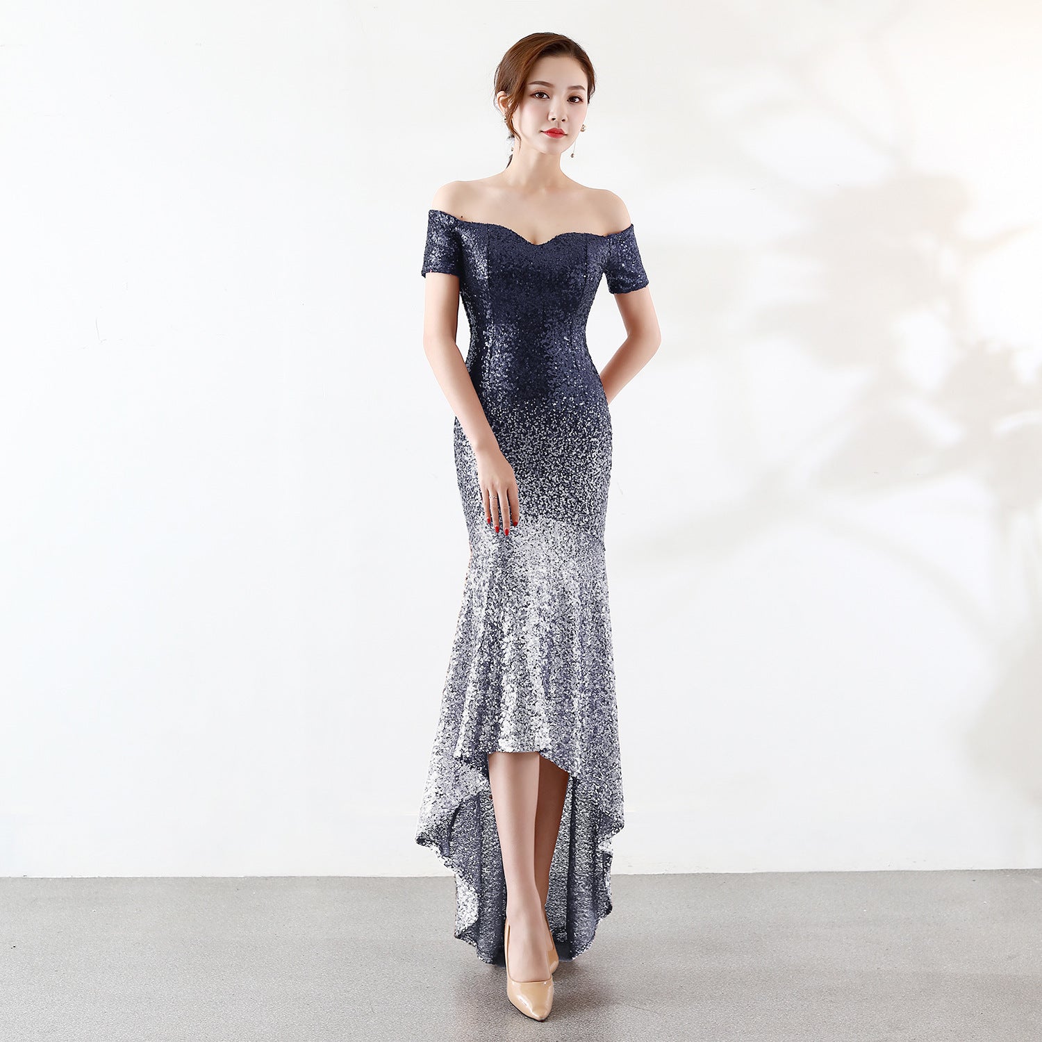 Short-sleeved one-word shoulder dress European and American perspective l gradual change bead dress wedding banquet party dress