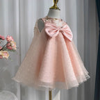 Niedliches Kleid für die Erstkommunion, Prinzessinnenkleid für Kleinkindergeburtstage 