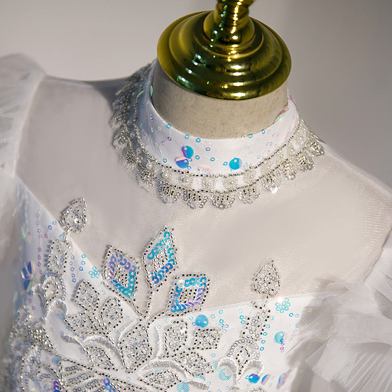 Mädchen Kommunionskleid, Kindergeburtstagskleid, weißes Paillettenkleid mit Schleppe 