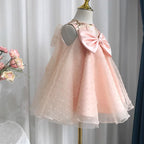 Niedliches Kleid für die Erstkommunion, Prinzessinnenkleid für Kleinkindergeburtstage 