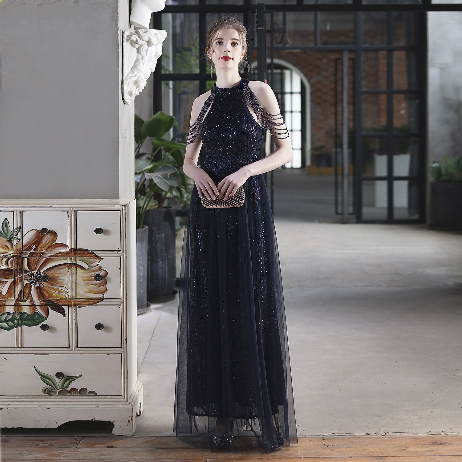 Bead mesh toast dress bride long thank you banquet chest wrap big pendulum wedding car model exhibition dress