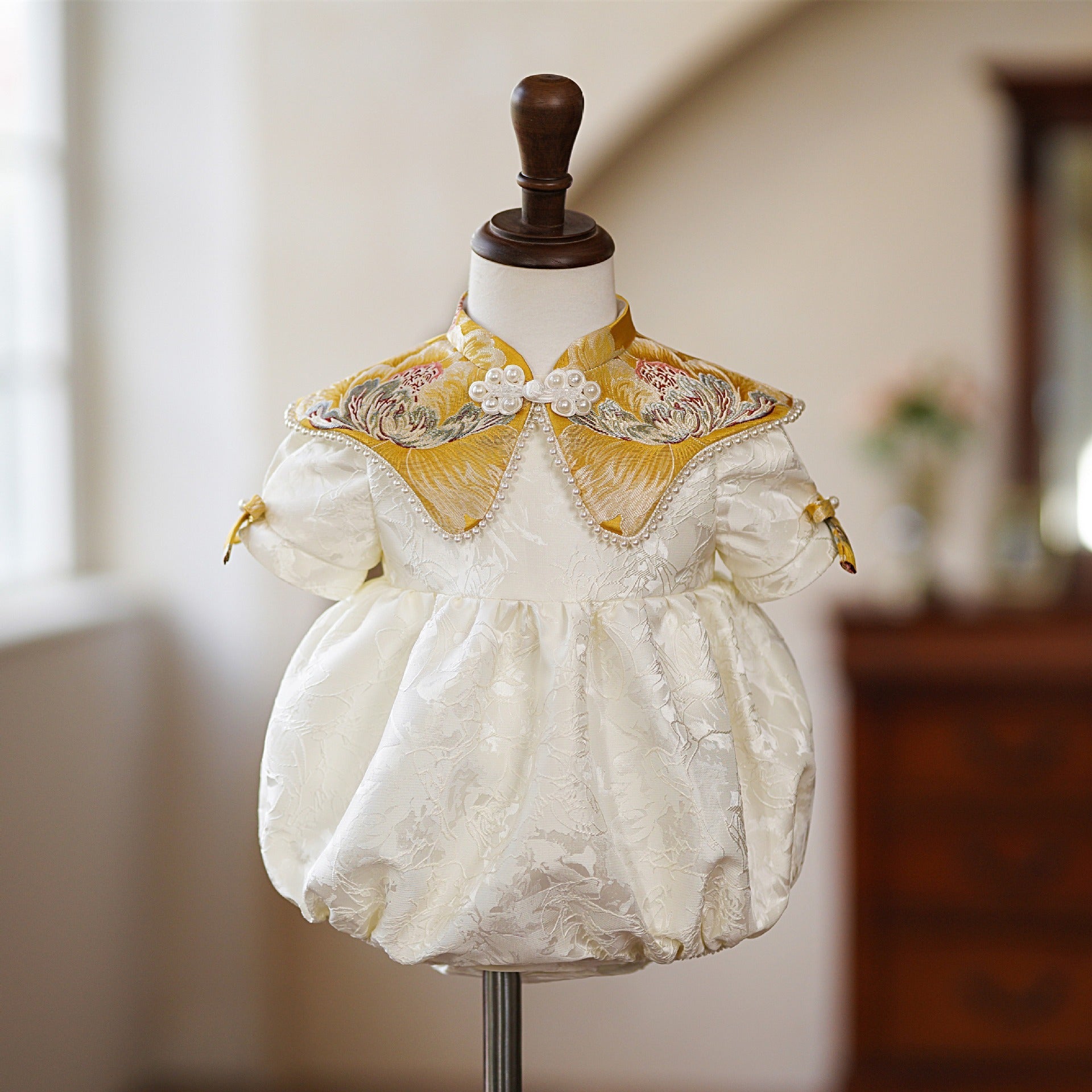 Niedliches Babykleid mit Blumenmuster, Kleinkindkleid für Festlichkeiten, Erstkommunion, Prinzessinnenkleid 