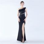 New shoulder craft order ostrich hair hot diamond high-end evening dress