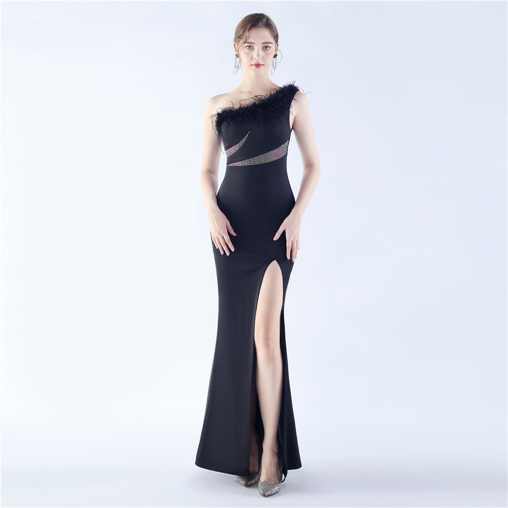 New shoulder craft order ostrich hair hot diamond high-end evening dress