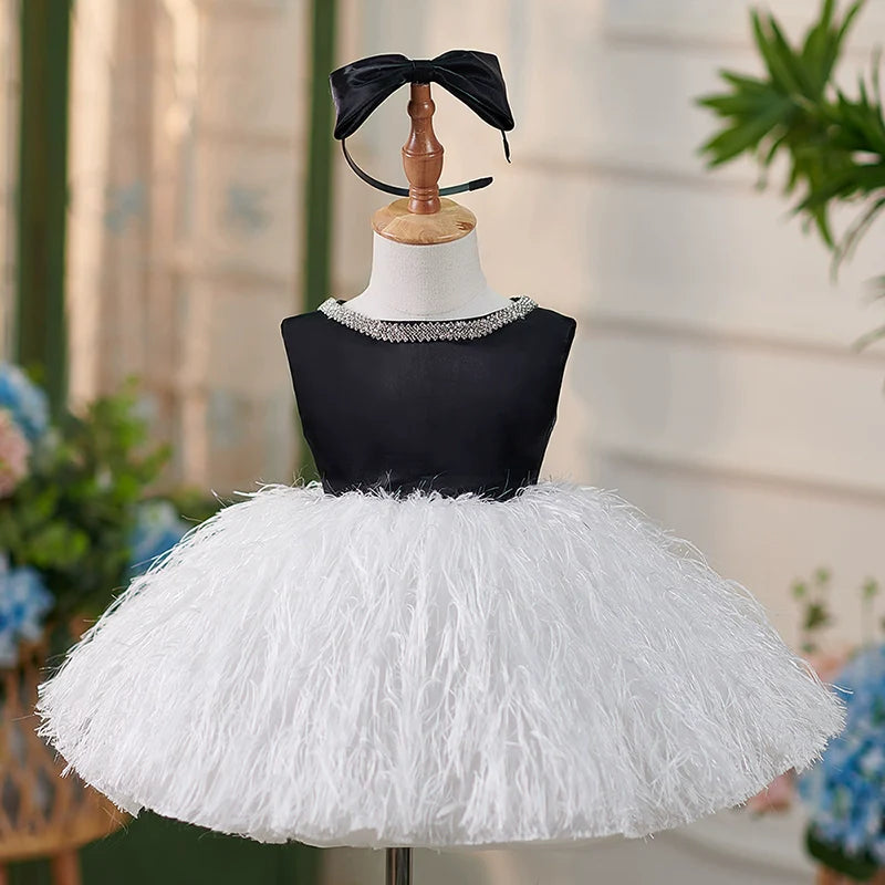 Niedliches Mädchen-Schönheitswettbewerbskleid, bauschiges Kleid, Kleinkind-Kommunionskleid 