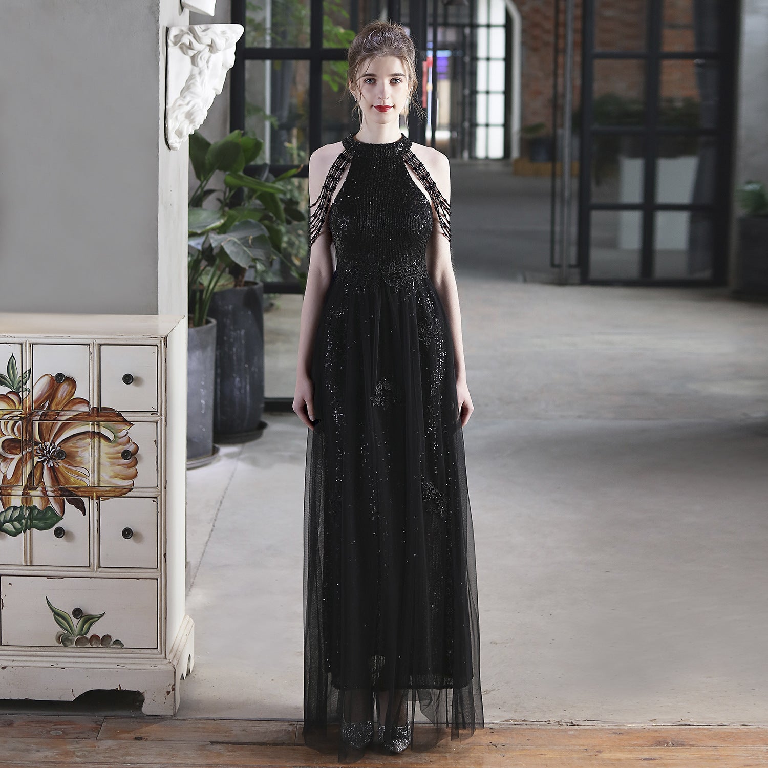 Bead mesh toast dress bride long thank you banquet chest wrap big pendulum wedding car model exhibition dress