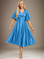 A-Linien-Kleid aus Stretch-Satin mit V-Ausschnitt, Teelänge, Perlenstickerei und Falten für die Mutter der Braut 