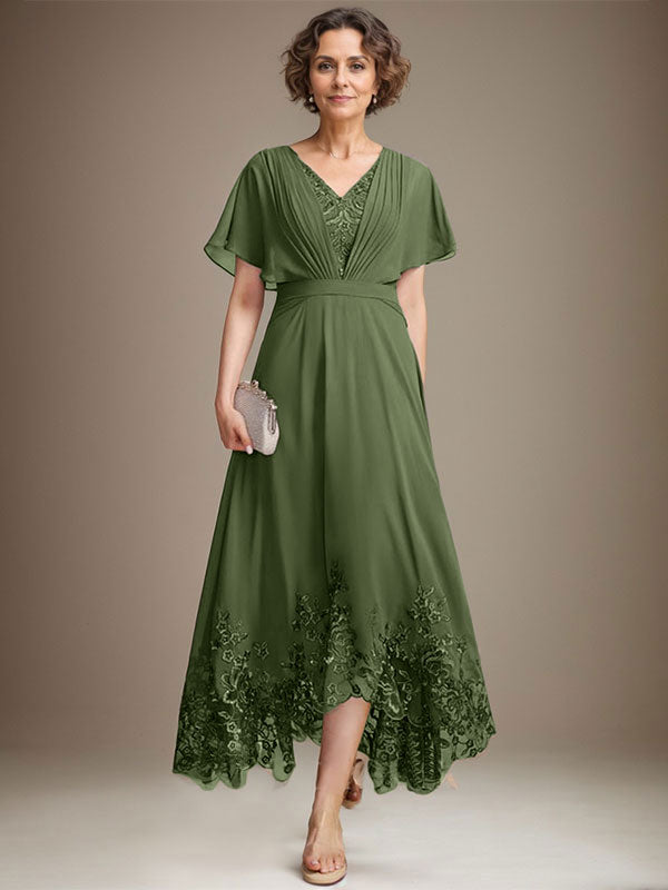 A-Linien-Kleid aus Chiffon mit asymmetrischem V-Ausschnitt und Spitze für die Mutter der Braut mit Falten