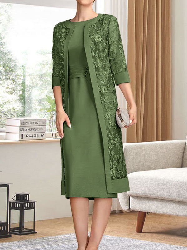 Vestido de gasa para madre de la novia con escote redondo hasta la rodilla, corte tubo/columna y lentejuelas plisadas