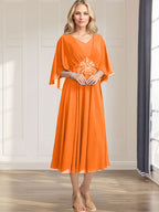 A-Linien-Kleid aus Chiffon mit V-Ausschnitt, Teelänge, plissierten Paillettenapplikationen und Perlenstickerei für die Mutter der Braut 