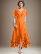 A-Linien-Kleid aus Chiffon mit asymmetrischem V-Ausschnitt und Spitze für die Mutter der Braut mit Falten