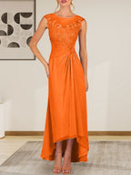 Champagnerfarbenes A-Linien-Chiffonkleid mit Rundhalsausschnitt und Spitze
