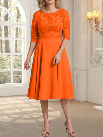 A-Linien-Kleid aus Chiffon mit Rundhalsausschnitt und knielangem Schnitt – das perfekte Kleid für die Mutter der Braut