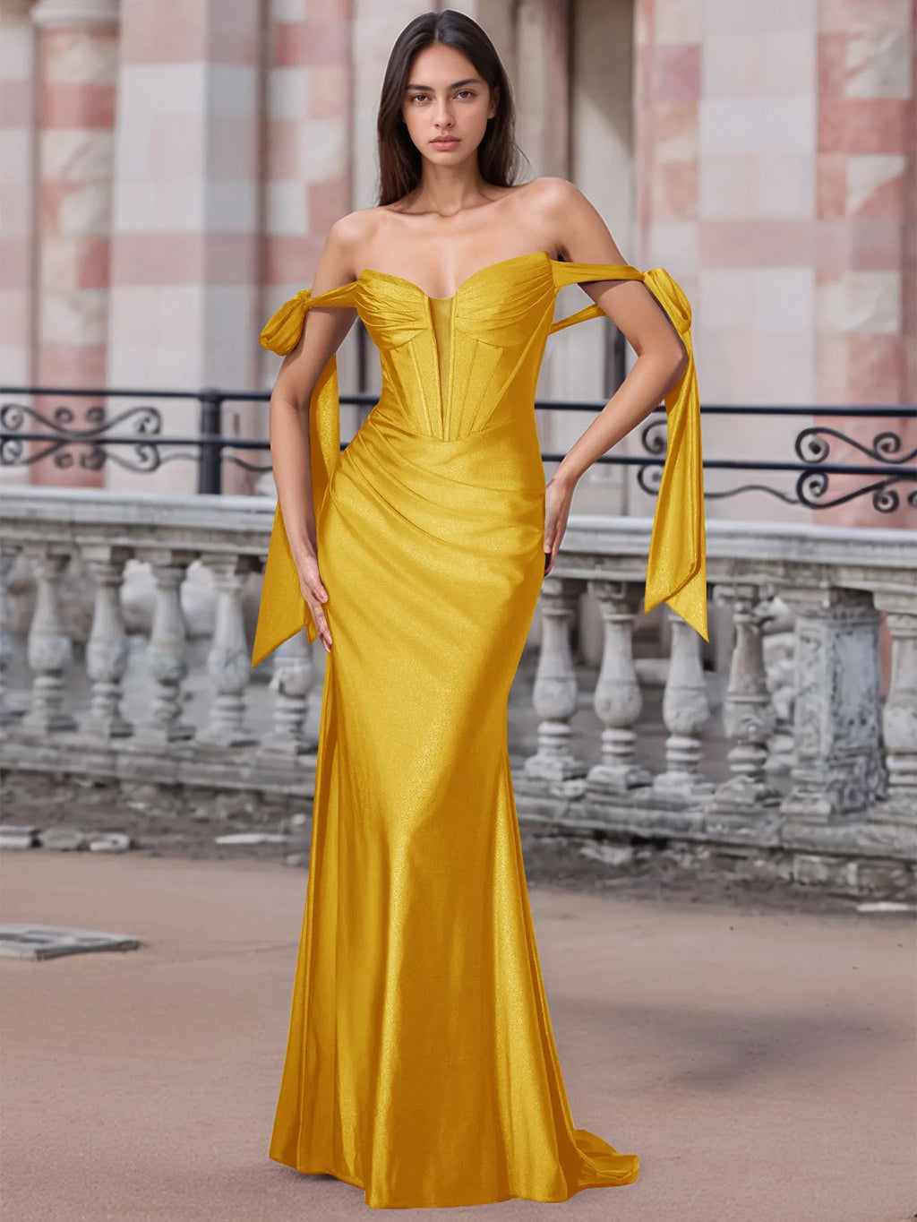Schulterfreies, geschnürtes Trompeten-Abendkleid