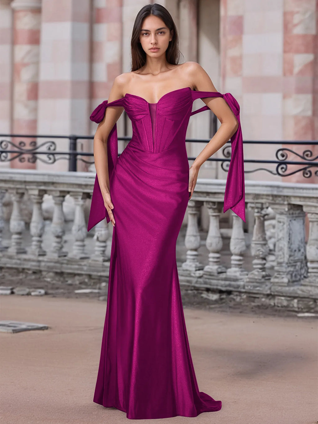 Schulterfreies, geschnürtes Trompeten-Abendkleid