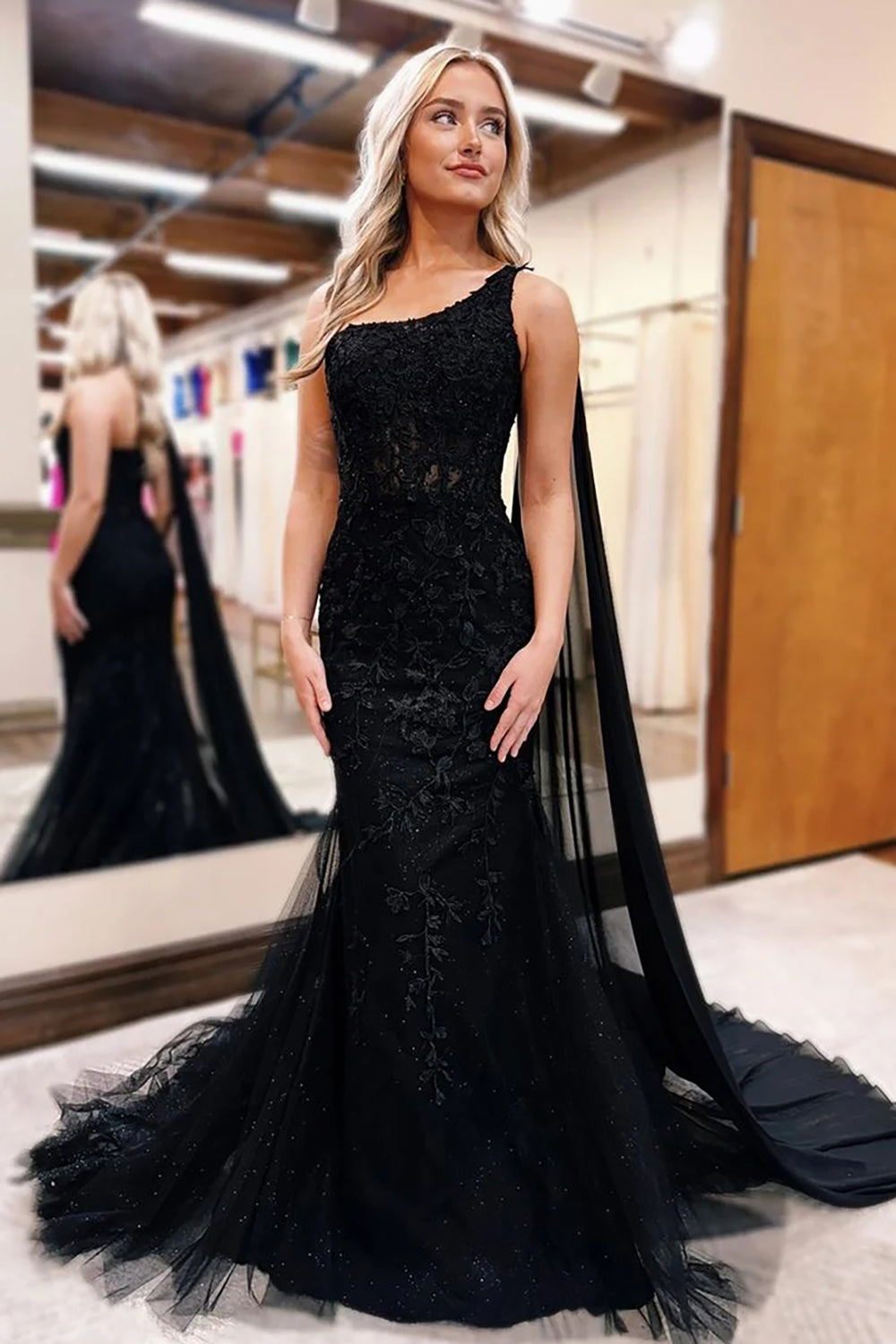 One Shoulder Cape Tulle Long Corset Prom Dress with Appliques