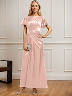 A-Linien-Kleid aus Stretch-Satin mit Rundhalsausschnitt und knöchellanger Verarbeitung für die Mutter der Braut, verziert mit plissierten Perlen. 