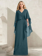A-Linien-Kleid aus Chiffon mit V-Ausschnitt, bodenlang, mit Kaskadenrüschen und Perlenstickerei für die Mutter der Braut. 