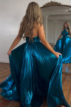 Pfauenblaues, langes A-Linien-Abendkleid mit Neckholder und Schlitz